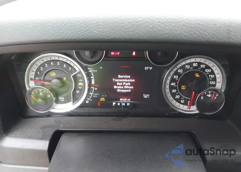 2019 Ram 1500 Classic Big Horn 4X4 5'7 Box z USA, uszkodzony, nr VIN 1C6RR7LT6KS527356